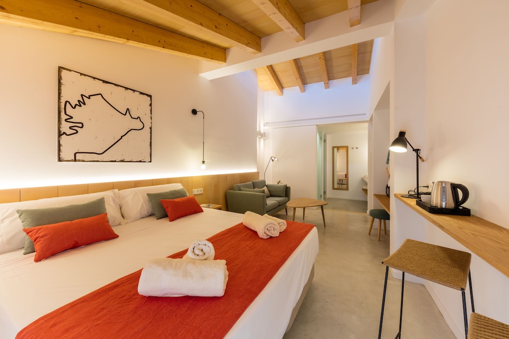 ARA Alcudia Hotel - Adults Only — Hotel rooms in Alcudia, Balearic Islands