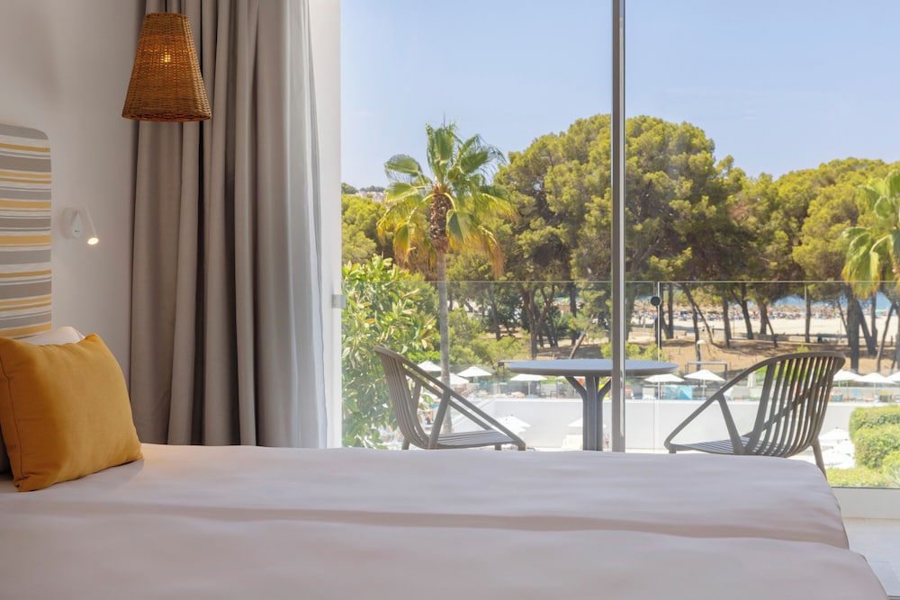 HM Isabela - Adults Only — Hotel rooms in Santa Ponca, Balearic Islands