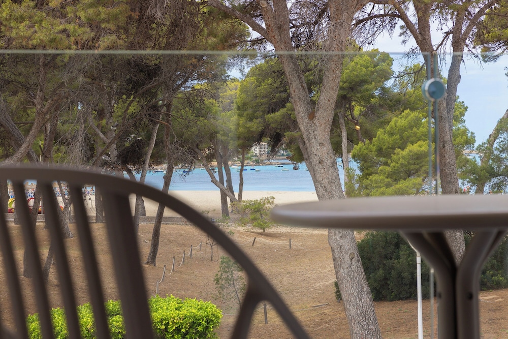 HM Isabela - Adults Only — Beach in Santa Ponca, Balearic Islands