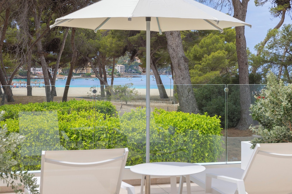 HM Isabela - Adults Only — Beach in Santa Ponca, Balearic Islands