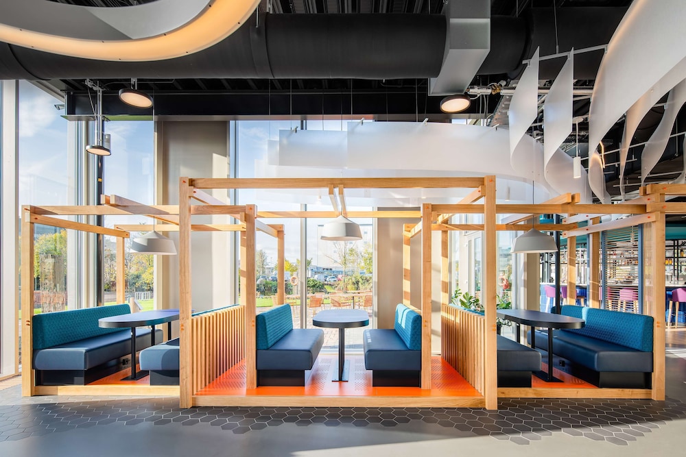 YOTEL Amsterdam — Restaurant & bars in Amsterdam, North Netherlands