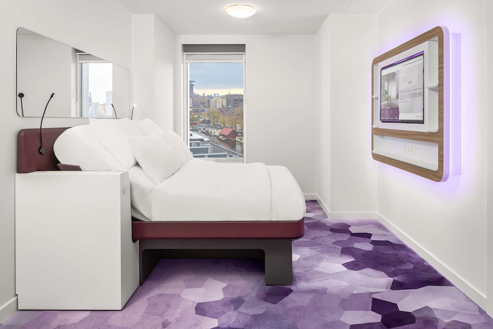 YOTEL Amsterdam — Hotel rooms in Amsterdam, North Netherlands