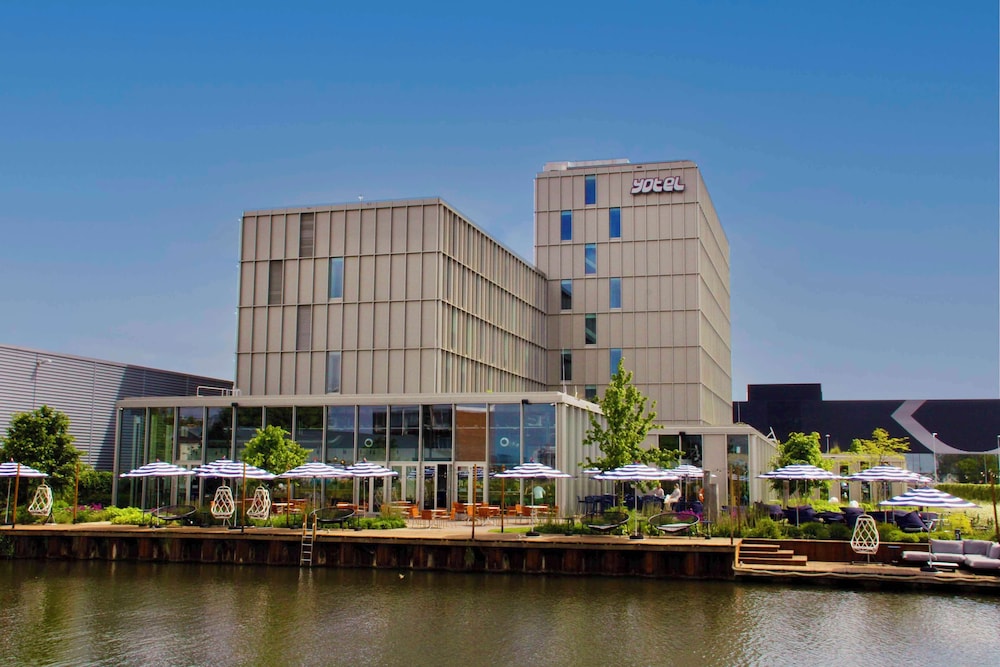 YOTEL Amsterdam — Main photo in Amsterdam, North Netherlands