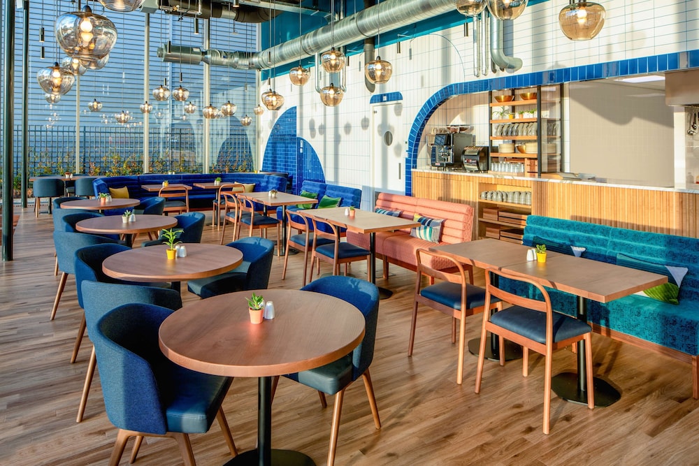 YOTEL Amsterdam — Restaurant & bars in Amsterdam, North Netherlands
