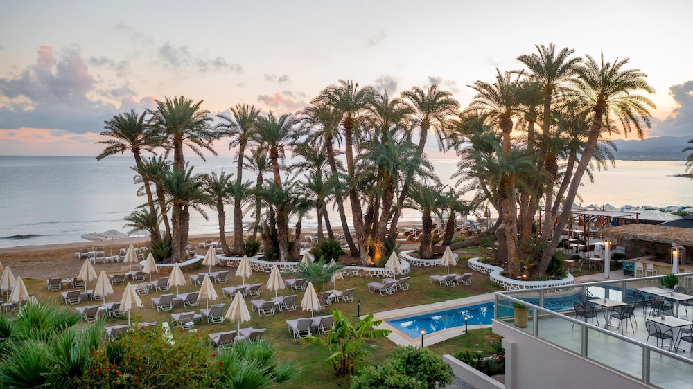 Zeus Hotels Palm Beach — Swimming pool in Stalida