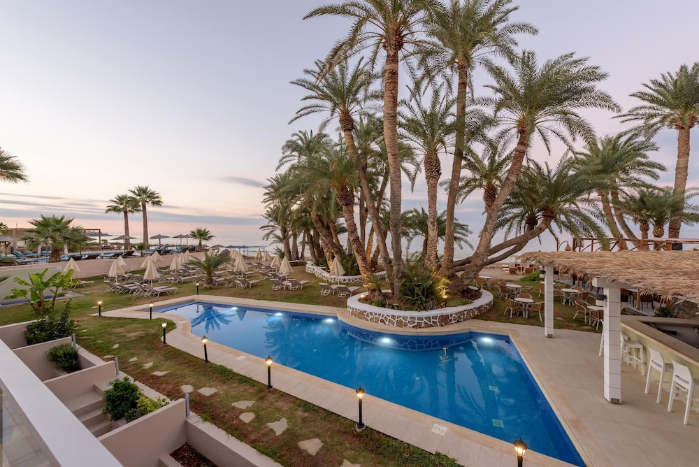 Zeus Hotels Palm Beach — Swimming pool in Stalida