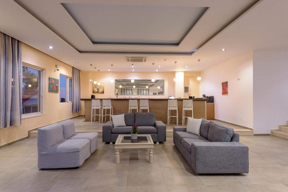 Zeus Hotels Palm Beach — Restaurant & bars in Stalida