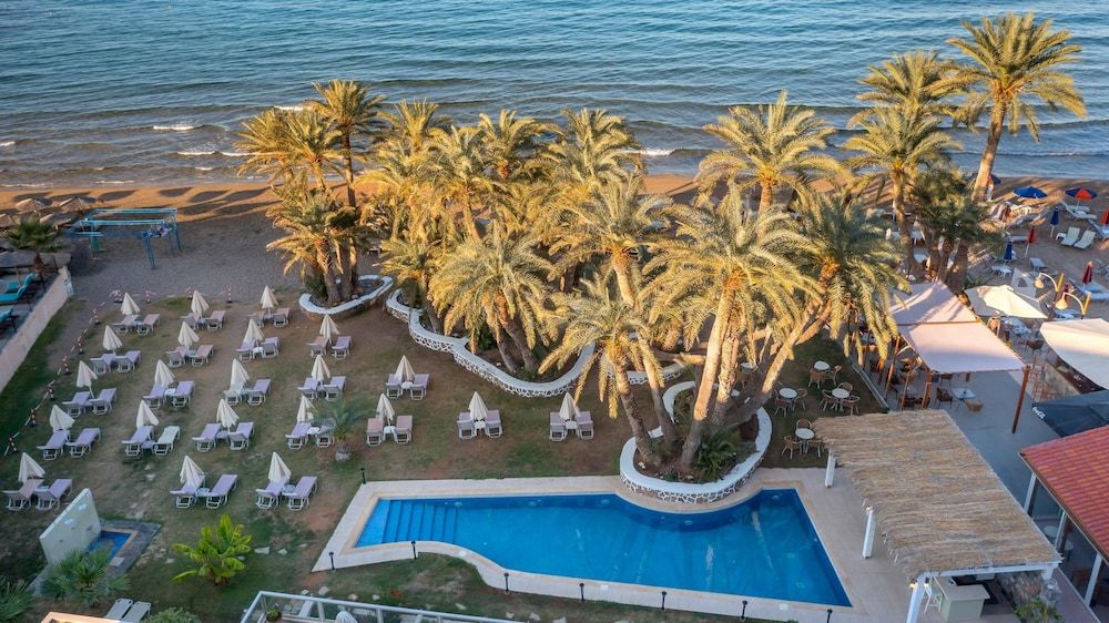 Zeus Hotels Palm Beach image