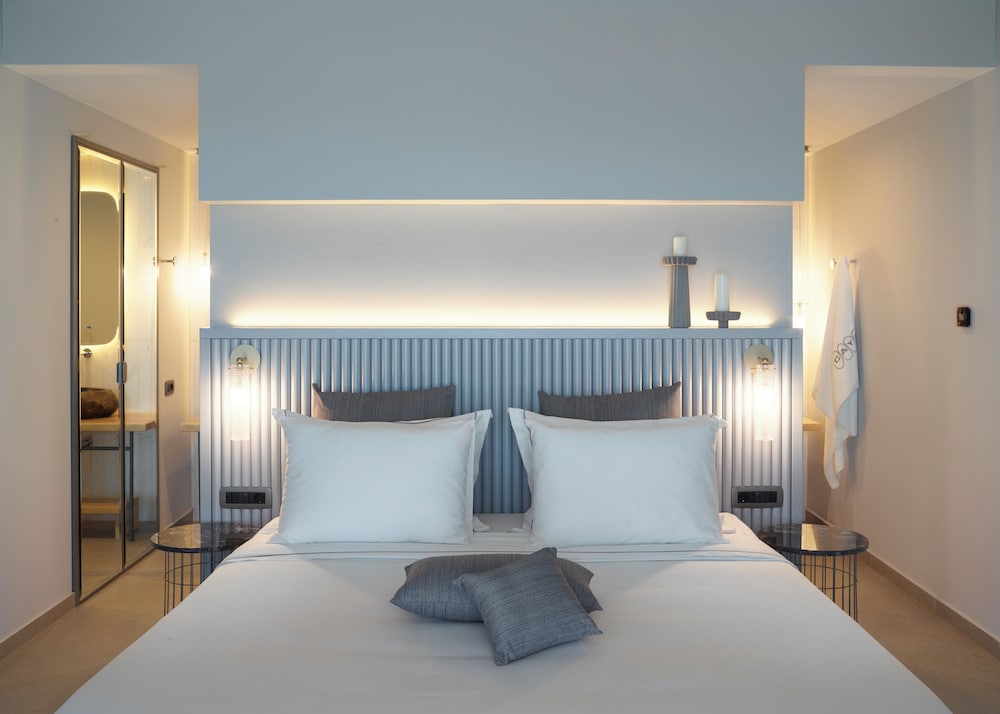 Cayo Exclusive Resort & Spa — Hotel rooms in Elounda
