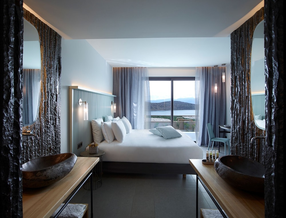 Cayo Exclusive Resort & Spa — Hotel rooms in Elounda