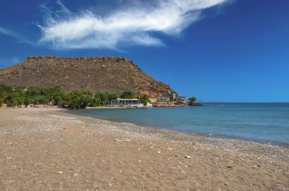 Cayo Exclusive Resort & Spa — Beach in Elounda