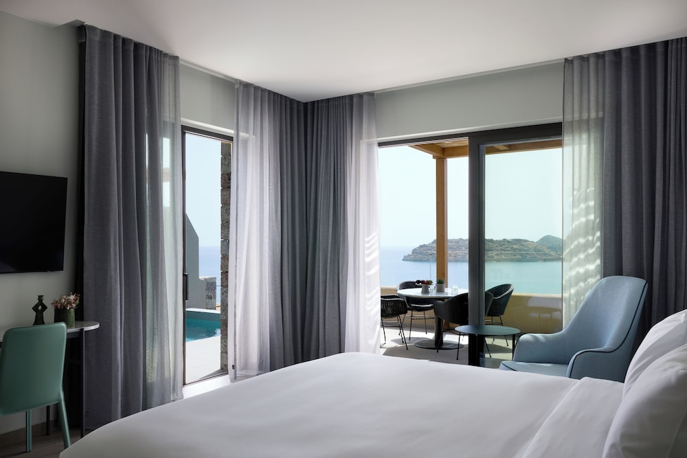 Cayo Exclusive Resort & Spa — Hotel rooms in Elounda