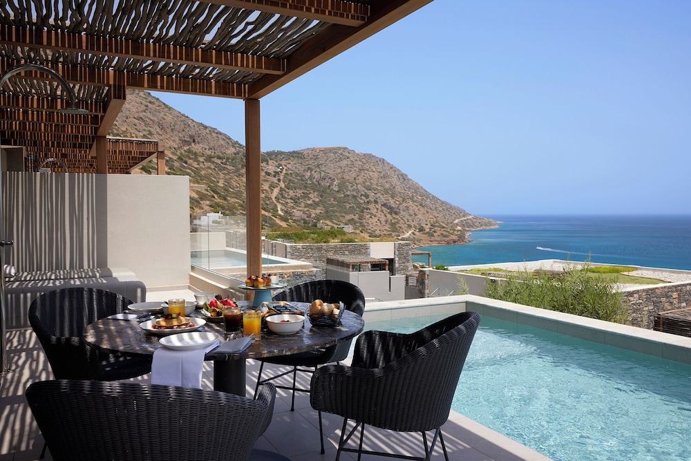 Cayo Exclusive Resort & Spa — Swimming pool in Elounda