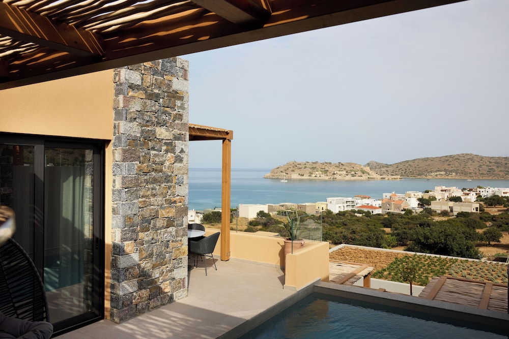 Cayo Exclusive Resort & Spa — Hotel rooms in Elounda
