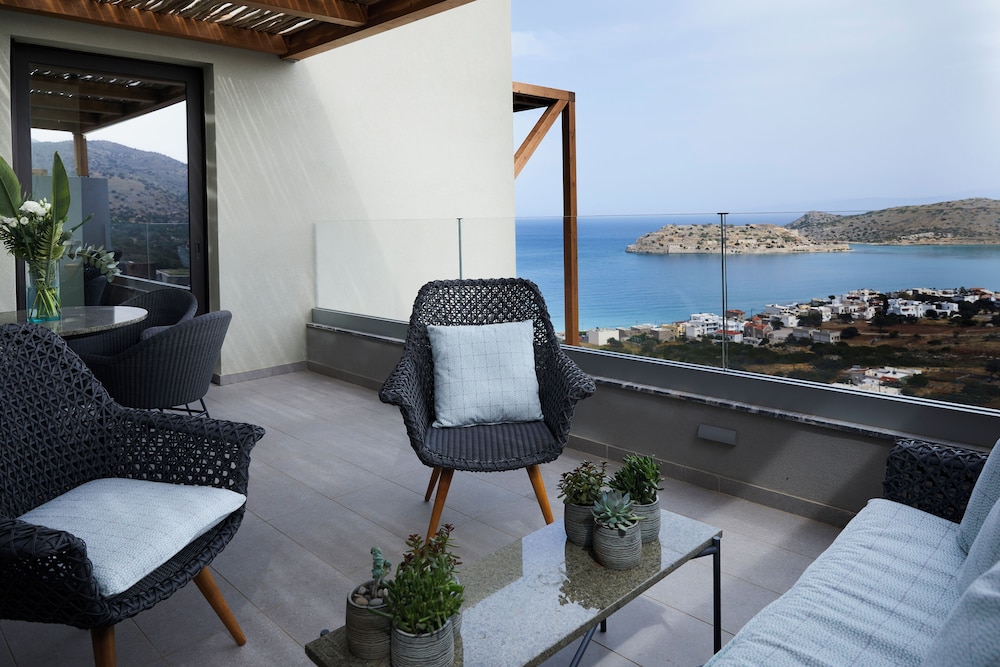 Cayo Exclusive Resort & Spa — Hotel rooms in Elounda