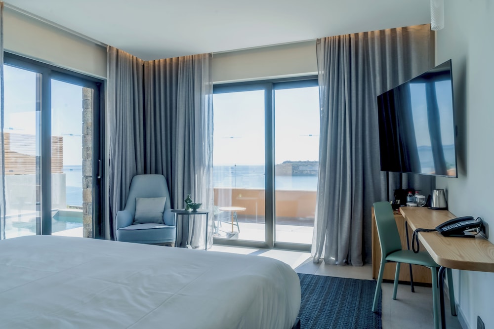 Cayo Exclusive Resort & Spa — Hotel rooms in Elounda