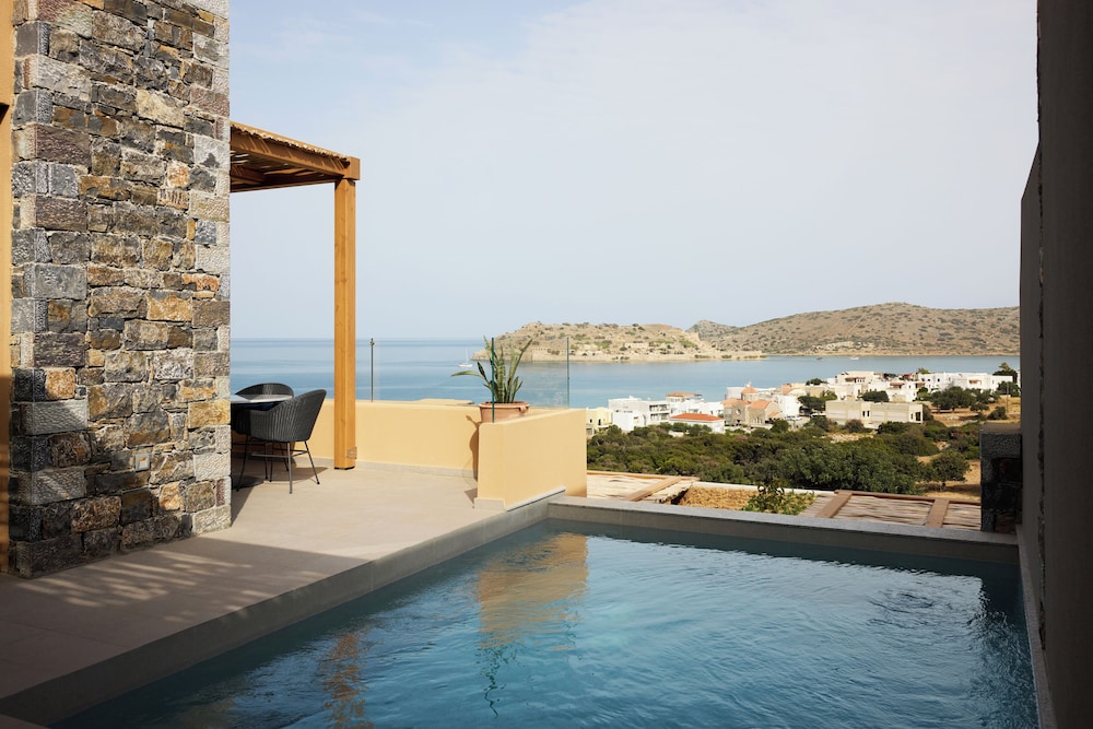 Cayo Exclusive Resort & Spa — Swimming pool in Elounda