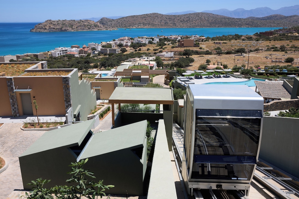 Cayo Exclusive Resort & Spa — Hotel building in Elounda