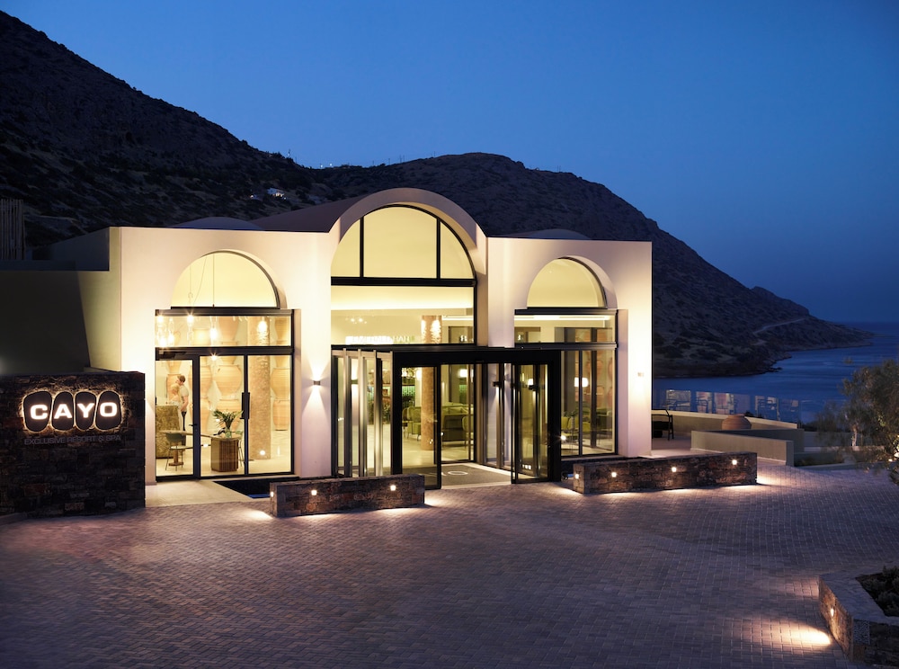 Cayo Exclusive Resort & Spa — Hotel building in Elounda