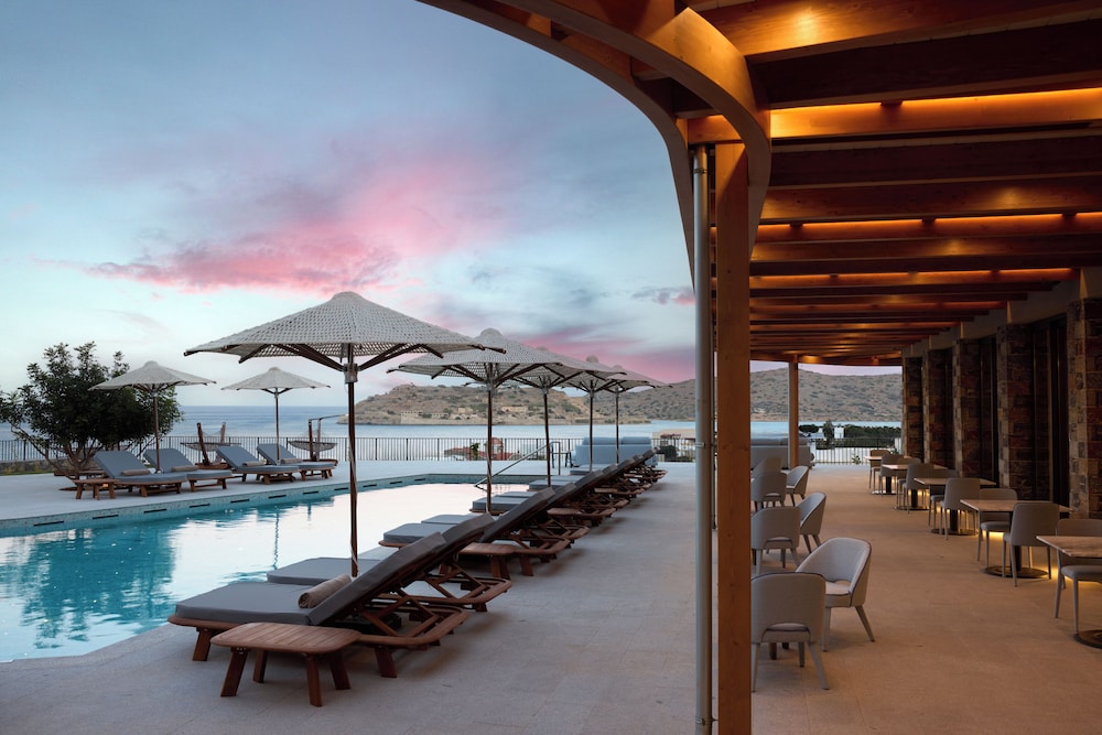 Cayo Exclusive Resort & Spa — Swimming pool in Elounda