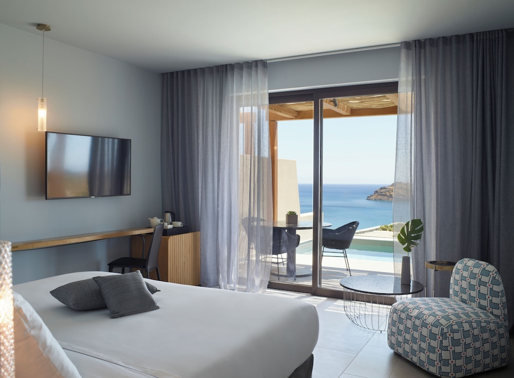 Cayo Exclusive Resort & Spa — Hotel rooms in Elounda