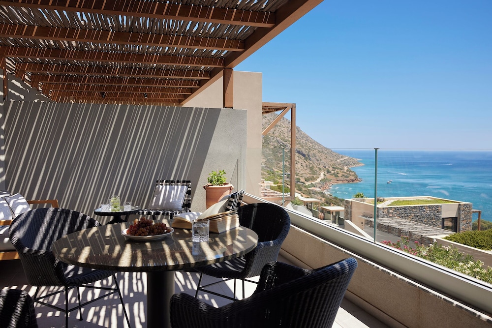 Cayo Exclusive Resort & Spa — Hotel rooms in Elounda