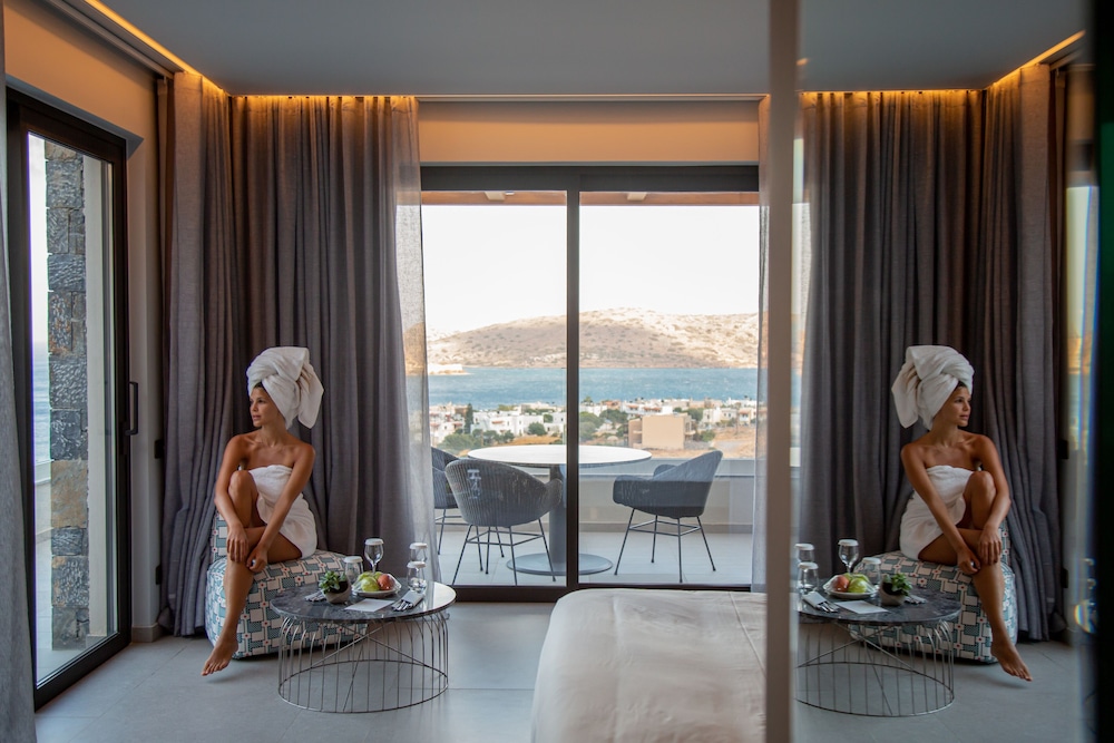 Cayo Exclusive Resort & Spa — Hotel rooms in Elounda