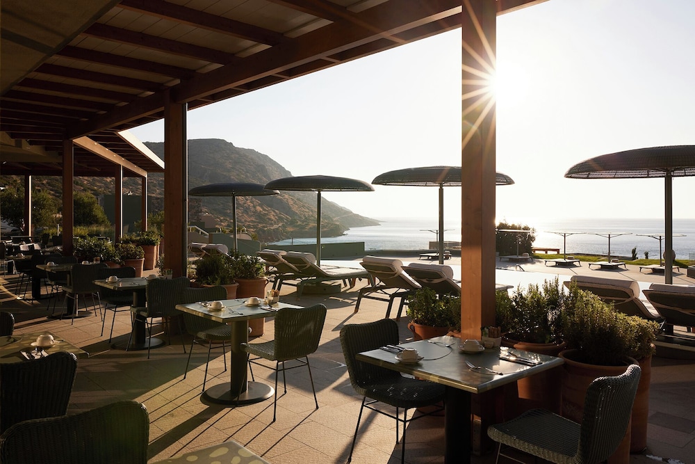 Cayo Exclusive Resort & Spa — Restaurant & bars in Elounda