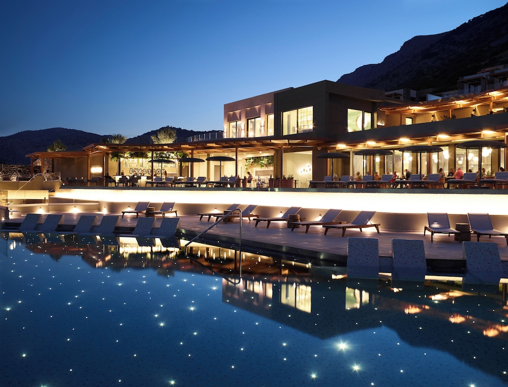 Cayo Exclusive Resort & Spa — Swimming pool in Elounda