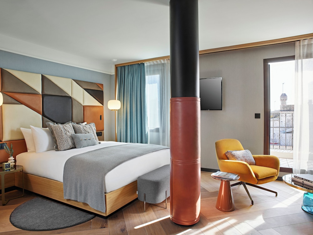 Kimpton Vividora Hotel by IHG — Hotel rooms in Barcelona, Catalonia