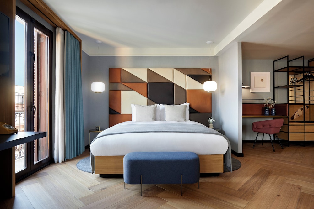 Kimpton Vividora Hotel by IHG — Hotel rooms in Barcelona, Catalonia