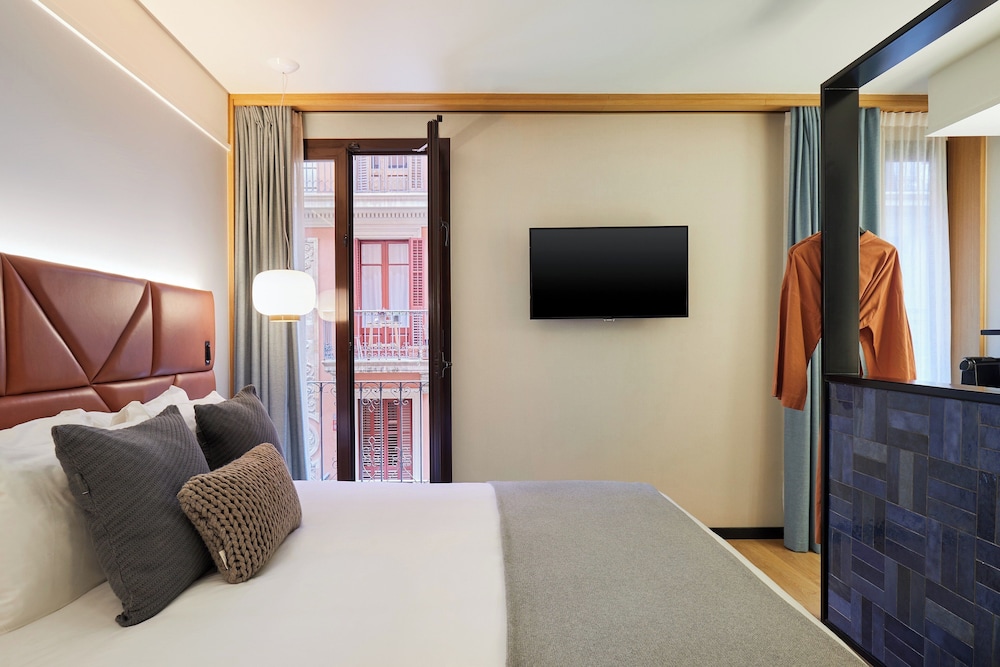 Kimpton Vividora Hotel by IHG — Hotel rooms in Barcelona, Catalonia