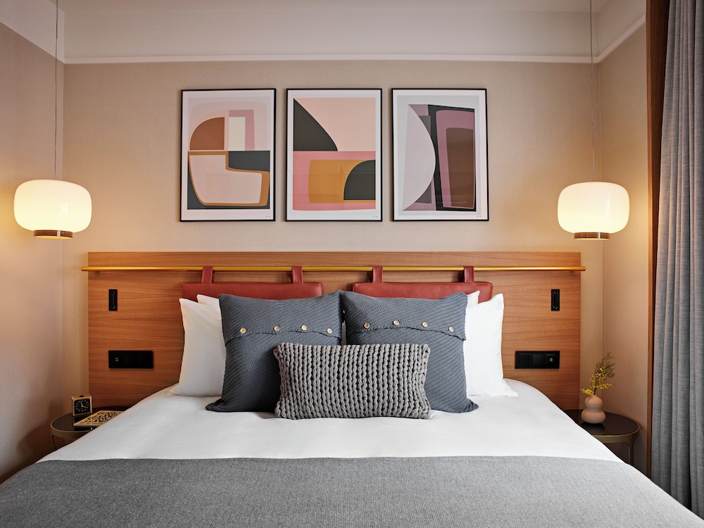Kimpton Vividora Hotel by IHG — Hotel rooms in Barcelona, Catalonia