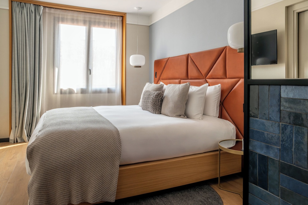 Kimpton Vividora Hotel by IHG — Hotel rooms in Barcelona, Catalonia