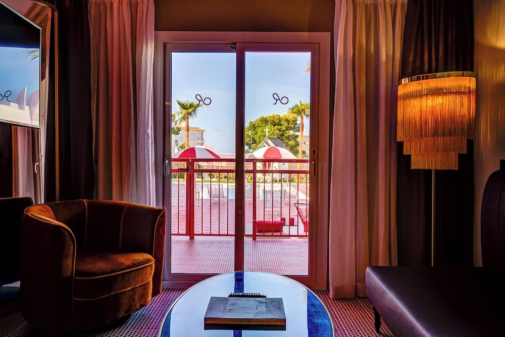 Romeos Ibiza - Adults Only — Hotel rooms in San Antonio, Balearic Islands
