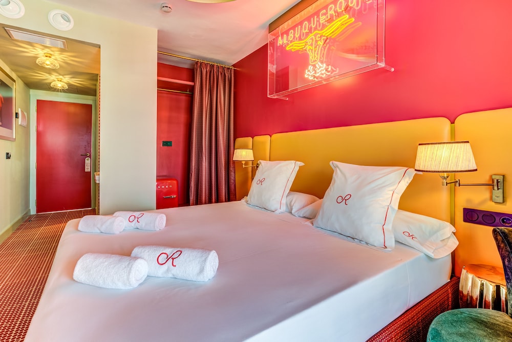 Romeos Ibiza - Adults Only — Hotel rooms in San Antonio, Balearic Islands