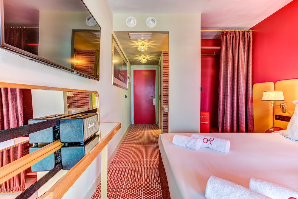Romeos Ibiza - Adults Only — Hotel rooms in San Antonio, Balearic Islands