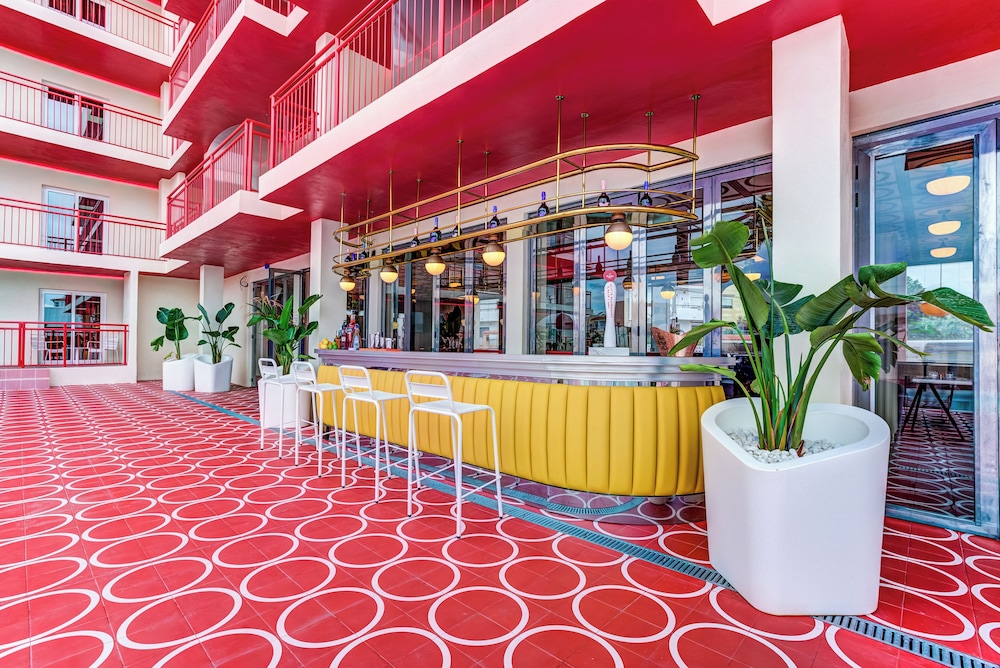 Romeos Ibiza - Adults Only — Restaurant & bars in San Antonio, Balearic Islands
