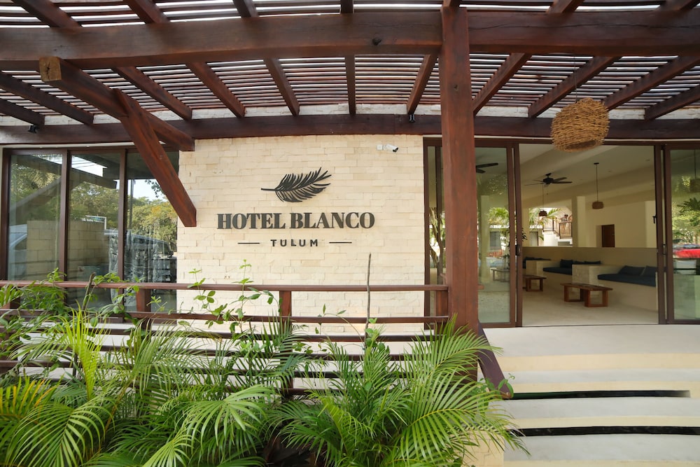 Living Bloom, Concept Hotel — Hotel building in Tulum, Quintana Roo