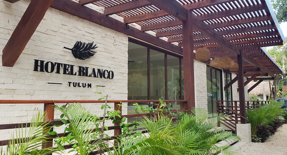 Living Bloom, Concept Hotel — Hotel building in Tulum, Quintana Roo