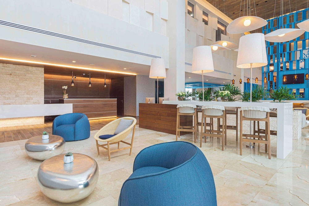 Avani Cancun Airport — Hotel building in Cancun, Quintana Roo