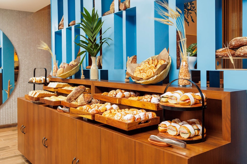 Avani Cancun Airport — Restaurant & bars in Cancun, Quintana Roo