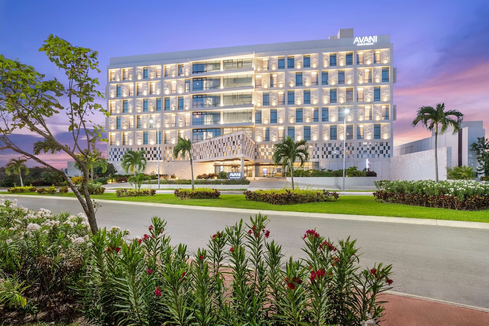 Avani Cancun Airport — Hotel building in Cancun, Quintana Roo