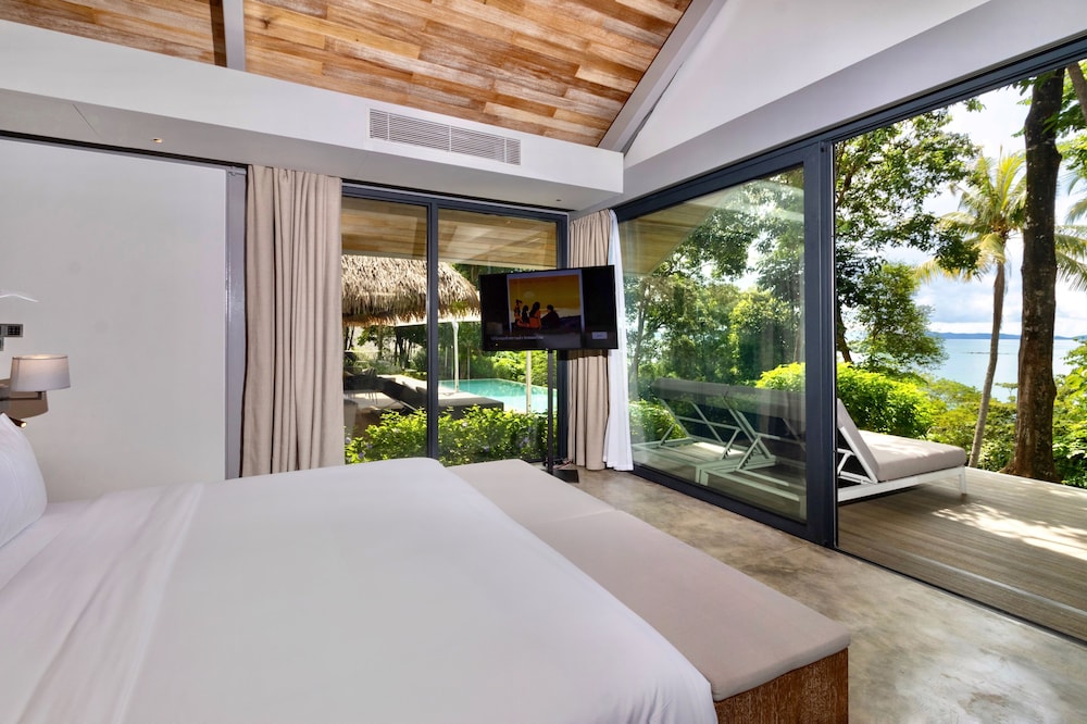 Island Escape Burasari — Coconut Island, Phuket Province