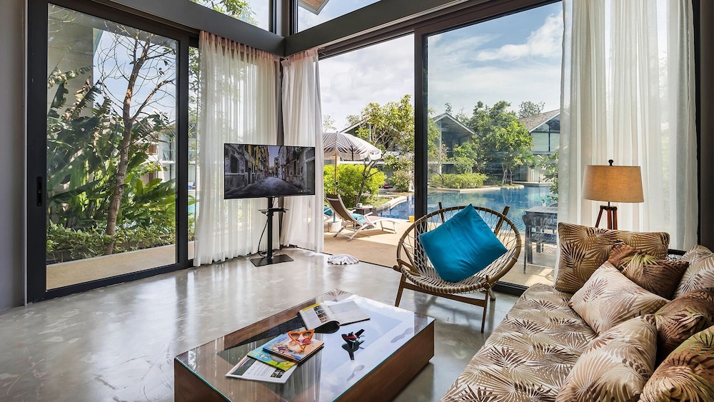 Island Escape Burasari — Coconut Island, Phuket Province