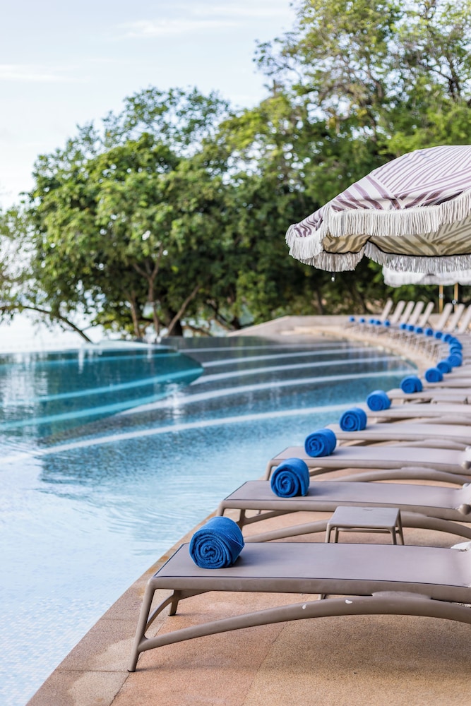 Island Escape Burasari — Coconut Island, Phuket Province