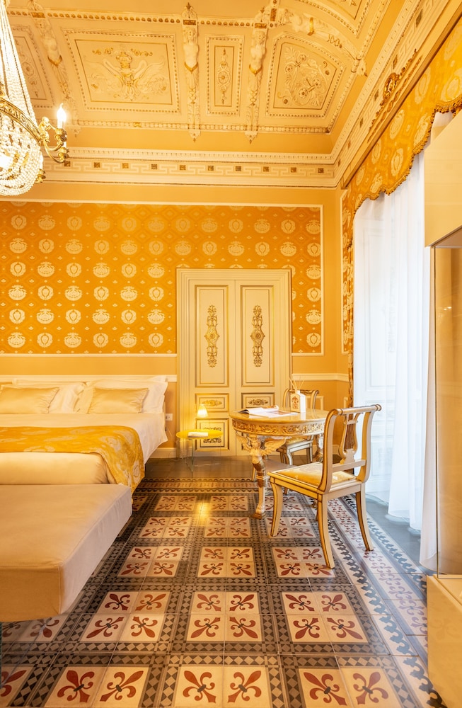 Palazzo Marletta Luxury House Hotel — Hotel rooms in Catania, Sicily