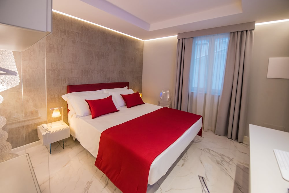 Palazzo Marletta Luxury House Hotel — Hotel rooms in Catania, Sicily