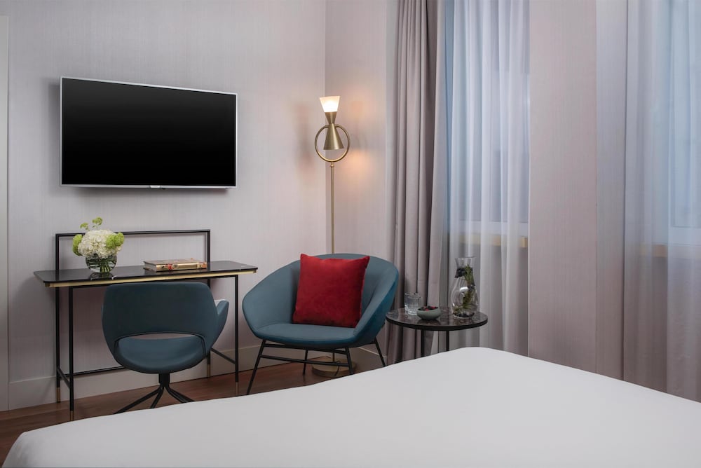 NH Collection Roma Fori Imperiali — Hotel rooms in Rome, Lazio