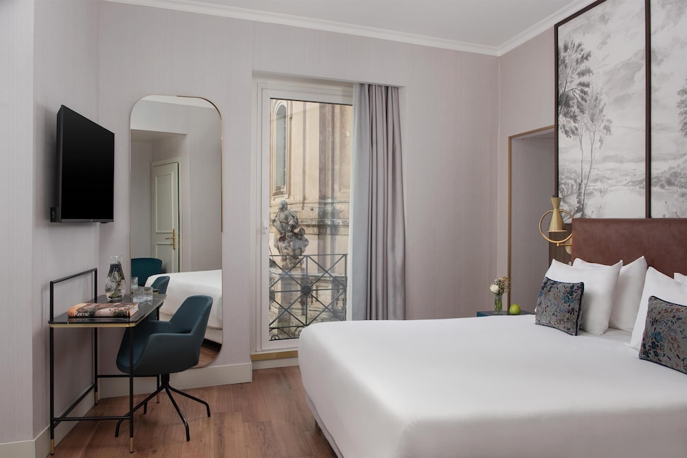 NH Collection Roma Fori Imperiali — Hotel rooms in Rome, Lazio